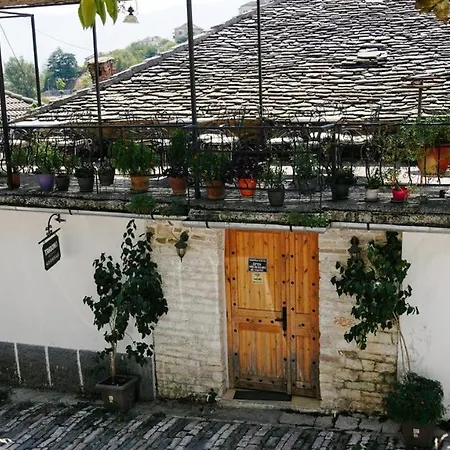 Trigona & Hostal Gjirokastër