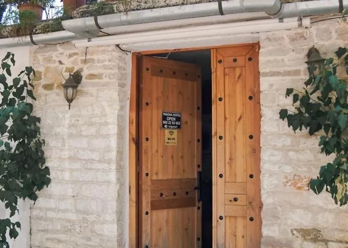 Trigona Guest House&hostel Auberge de jeunesse Gjirokastër
